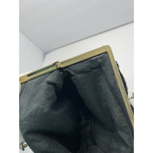 Vintage 1960s Lumured Black Corde Beaded Handbag purse Kiss lock Petit cool - Picture 16 of 16